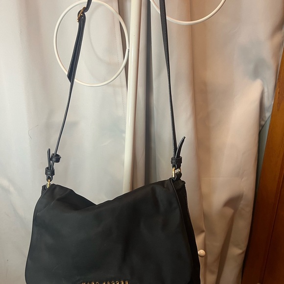 Marc Jacobs Black Small Messenger Bag - Picture 3 of 12